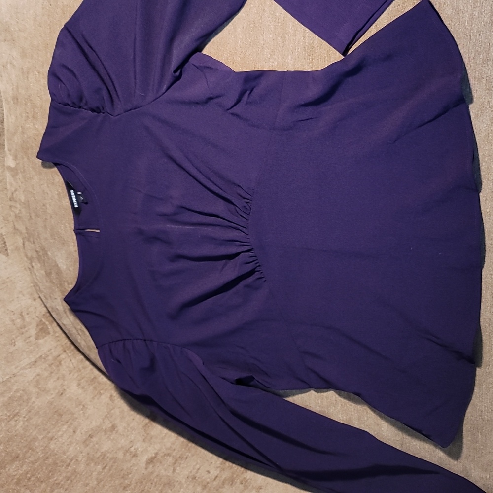 Express Blouse - Picture 2 of 15